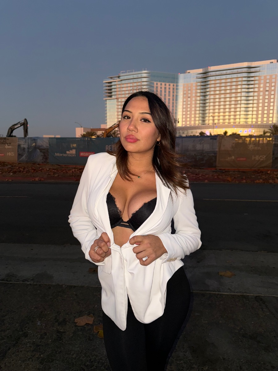 Take a pause and enjoy Ali Cruz — streaming from Saharanpur