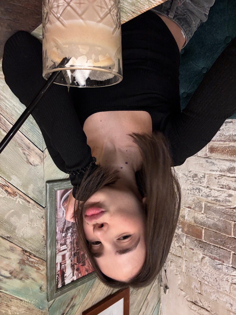 Fresh photos, fresh mood — Tina online in Saharanpur